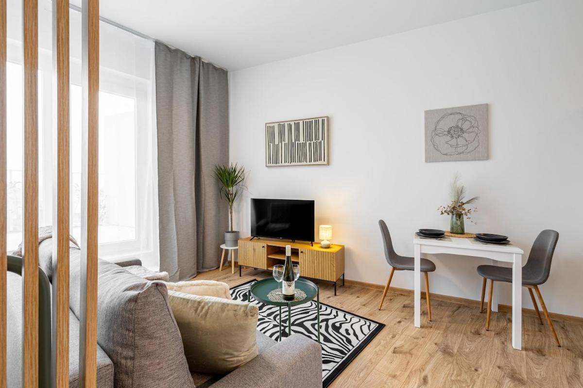 Relax In Style W Stunning Outdoor Space Apartman Pozsony