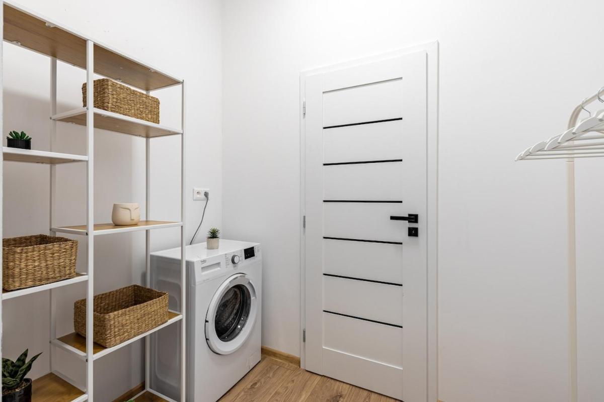 Relax In Style W Stunning Outdoor Space Apartman Pozsony